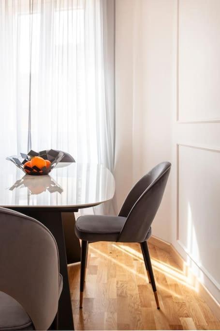 Sjr Luxury Apartment Trevi Fountain Rome Exterior photo